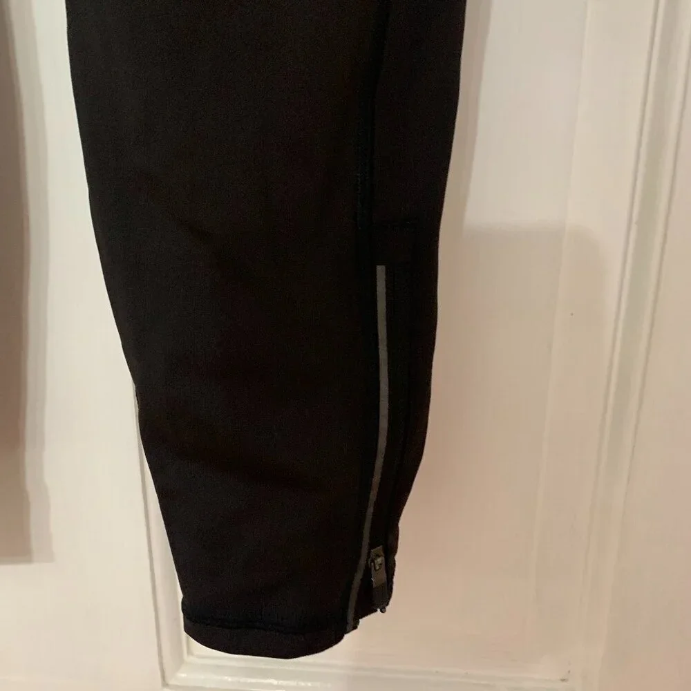 Athleta Black Cargo Legging size S - Picture 5 of 9